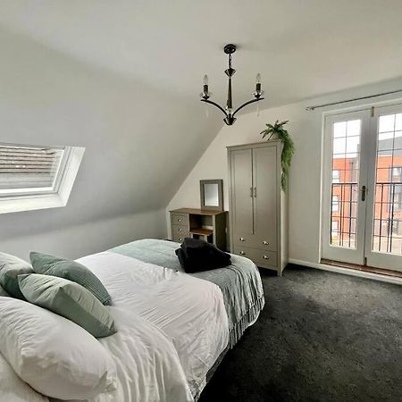 Bs - Luxury Top Floor 4 Bed Apartment With Garage In Town Centre - No Lift Stratford-upon-Avon Ngoại thất bức ảnh