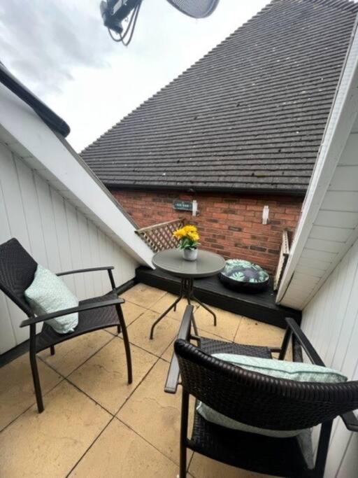 Bs - Luxury Top Floor 4 Bed Apartment With Garage In Town Centre - No Lift Stratford-upon-Avon Ngoại thất bức ảnh